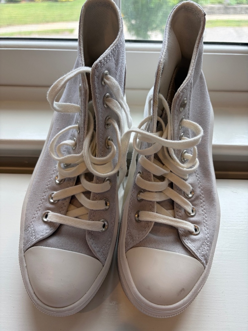Women’s Chuck Taylor Converse All Star Platform High Top